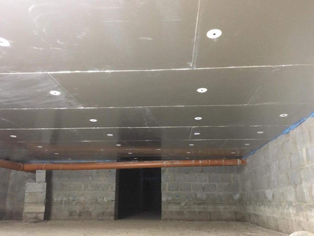 Plafond isoleren met PIR platen mogelijkheden en stappenplan